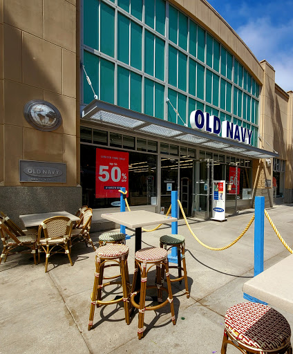 Clothing Store «Old Navy», reviews and photos, 1232 3rd Street Promenade, Santa Monica, CA 90401, USA