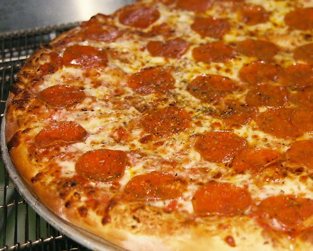 #1 best pizza place in Bangor - Dabesta Pizza