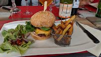 Hamburger du Restaurant Les Terrasses du mini golf à Luc-sur-Mer - n°2