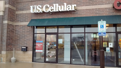 U.S. Cellular, 1807 E Geneva St, Delavan, WI 53115, USA, 