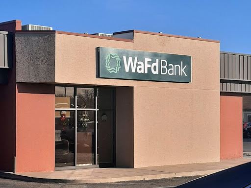 Washington Federal Bank in Roswell, New Mexico