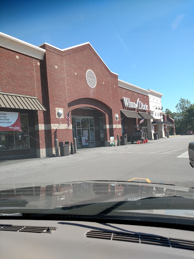 Grocery Store «Winn-Dixie», reviews and photos, 3331 Rainbow Dr, Rainbow City, AL 35906, USA