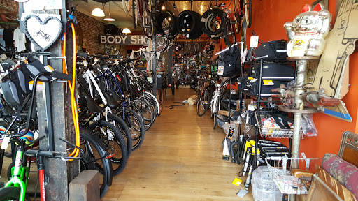 Bicycle Store «Ichi Bike», reviews and photos, 311 E Walnut St, Des Moines, IA 50309, USA