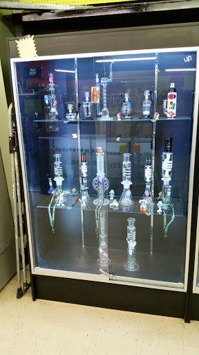 Tobacco Shop «Up-N-Smoke», reviews and photos, 110 Sparrow Dr, Shepherdsville, KY 40165, USA