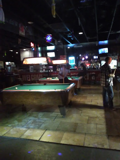 Bar & Grill «Uncle Monkeys», reviews and photos, 1720 W Southern Ave C5, Mesa, AZ 85202, USA