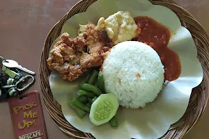 Ikan Bakar Seruni Om Brew image