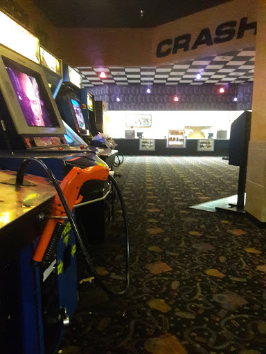 Movie Theater «Premiere Cinema 8 - Plant City», reviews and photos, 220 W Alexander St #31, Plant City, FL 33563, USA