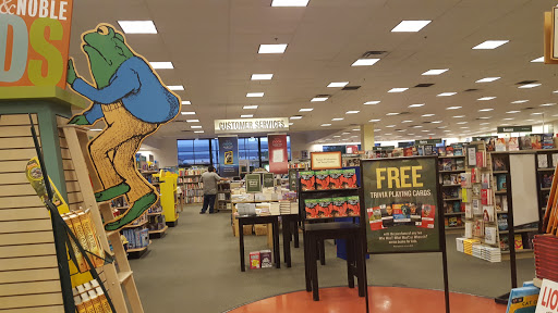 Barnes & Noble image