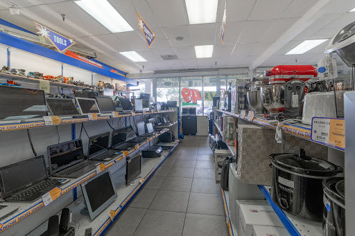 Pawn Shop «La Familia Pawn and Jewelry», reviews and photos, 2057 Americana Blvd, Orlando, FL 32839, USA