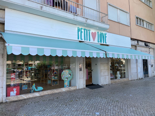Petit Love Store