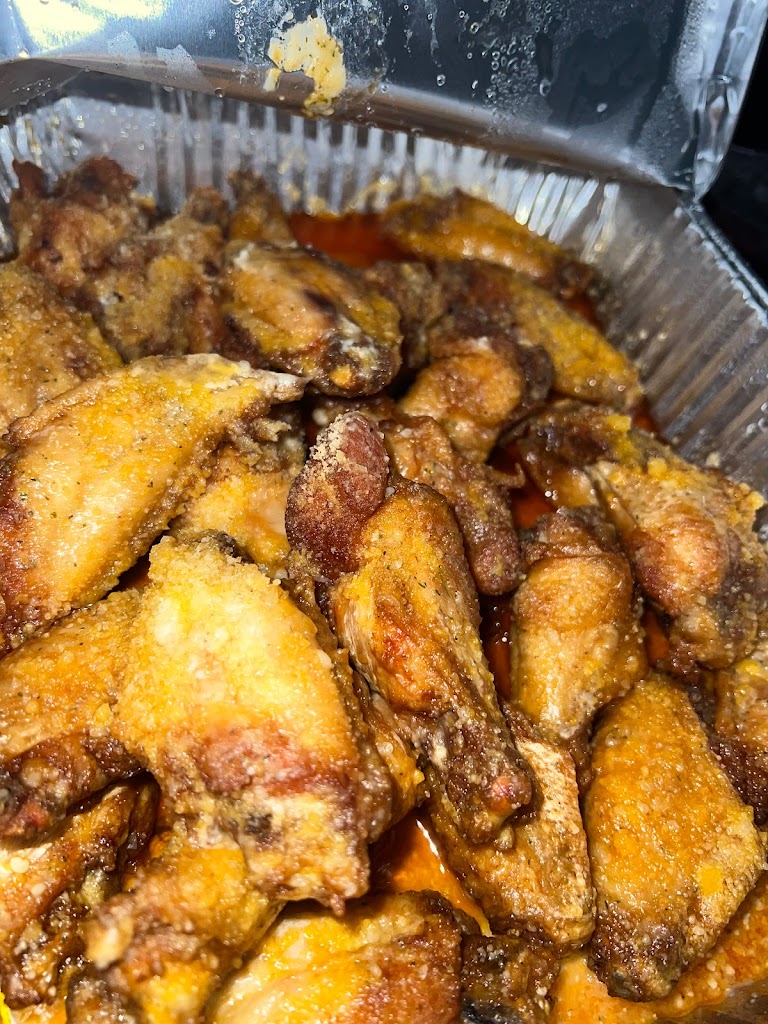 Big Shot Bobs House of Wings-Munhall 15120
