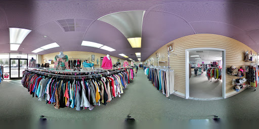 Boutique «Big Gals Boutique Plus Size Consignment», reviews and photos, 833 S Kerr Ave, Wilmington, NC 28403, USA