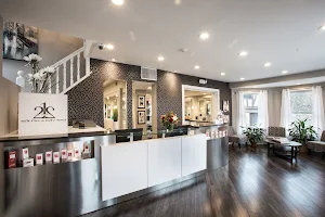 212 Salon and Day Spa image