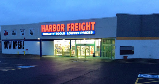 Harbor Freight Tools, 185 E Fairmount Ave, Lakewood, NY 14750, USA, 