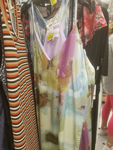 Department Store «T.J. Maxx», reviews and photos, 2330 Legge Blvd, Winchester, VA 22601, USA