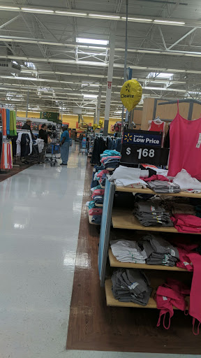 Department Store «Walmart Supercenter», reviews and photos, 145 Hill Carter Pkwy, Ashland, VA 23005, USA