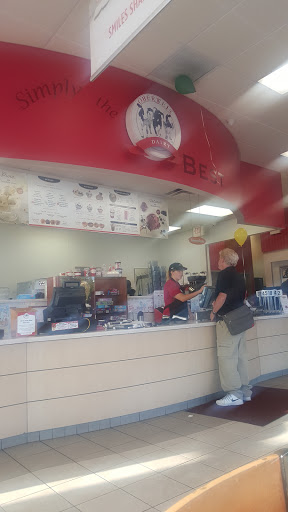 Ice Cream Shop «Oberweis Ice Cream and Dairy Store», reviews and photos, 3152 95th St, Evergreen Park, IL 60805, USA