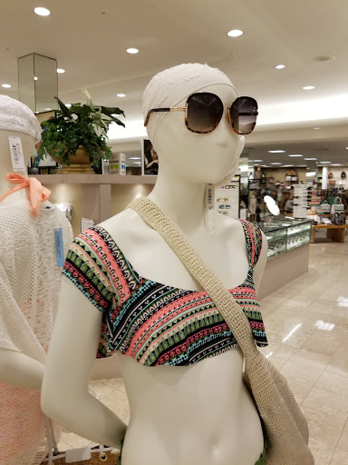 Shopping Mall «Merritt Square Mall», reviews and photos, 777 E Merritt Island Causeway, Merritt Island, FL 32952, USA