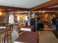 Atmosphère du Restaurant français Auberge du Bougnat à Saint-Victor-la-Rivière - n°6