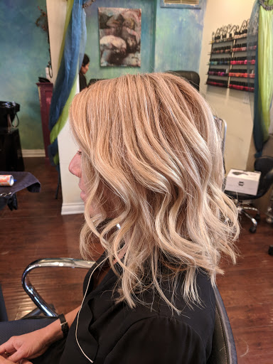 Hair Salon «Moxie Hair & Design Studio», reviews and photos, Moxie Hair & Design Studio, 2068 Ventura Blvd, Camarillo, CA 93010, USA