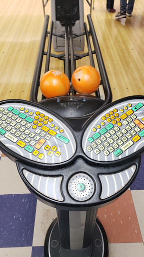 Bowling Alley «T-Bowl Lanes Inc», reviews and photos, 300 Preakness Shopping Center, Wayne, NJ 07470, USA