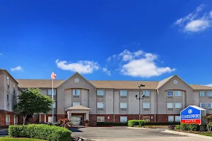 Candlewood Suites Tulsa, an IHG Hotel image
