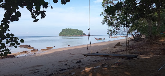 LangKhao Beach