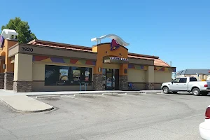 Taco Bell image