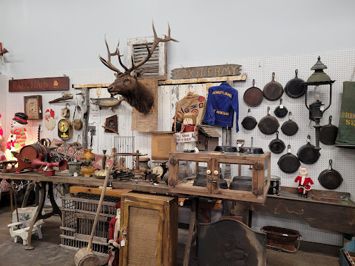 Flea Market «The Slatington Marketplace», reviews and photos, 8281 PA-873, Slatington, PA 18080, USA