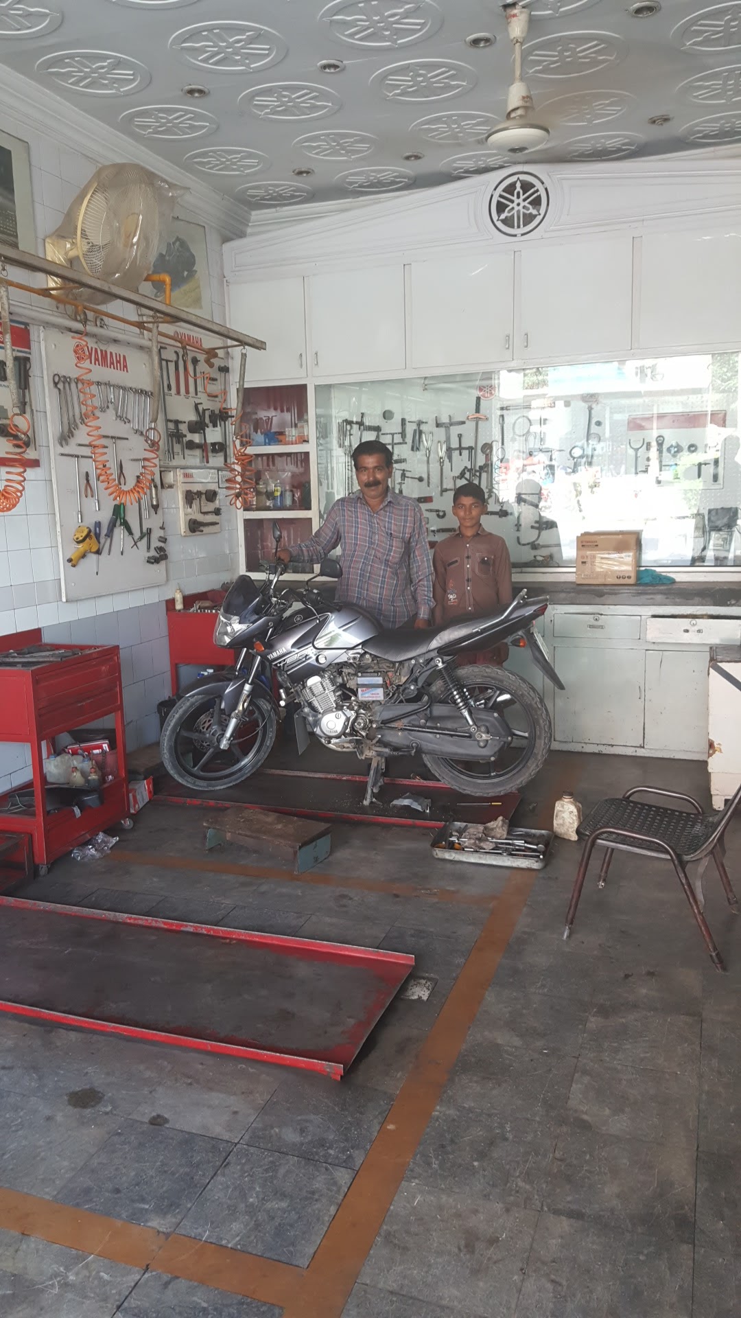 Khalid Brothers Auto Workshop