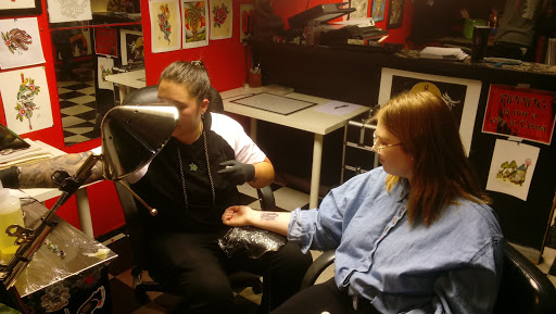 Tattoo Shop «Artistic Tattoo», reviews and photos, 664 W Camelback Rd, Phoenix, AZ 85013, USA