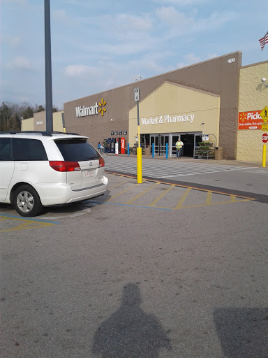 Department Store «Walmart Supercenter», reviews and photos, 409 Sylamore Ave, Mountain View, AR 72560, USA