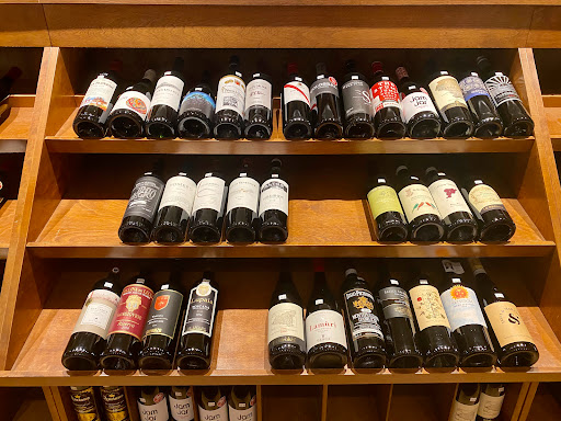Wine Store «Spiritus Wines», reviews and photos, 220 Asylum St, Hartford, CT 06103, USA