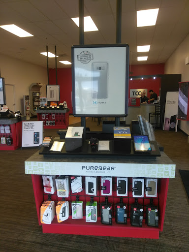 Cell Phone Store «Verizon Authorized Retailer, TCC», reviews and photos, 1585 W Main St Suite A, Molalla, OR 97038, USA