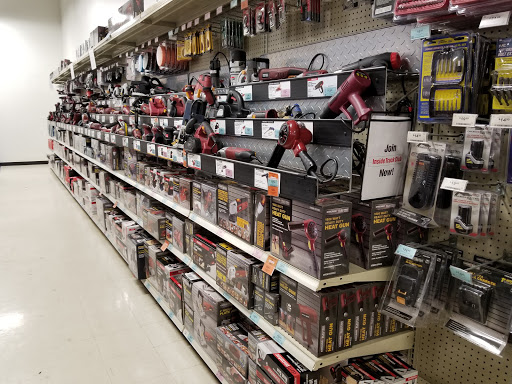 Hardware Store «Harbor Freight Tools», reviews and photos, 4600 Stadium Dr, Kalamazoo, MI 49008, USA