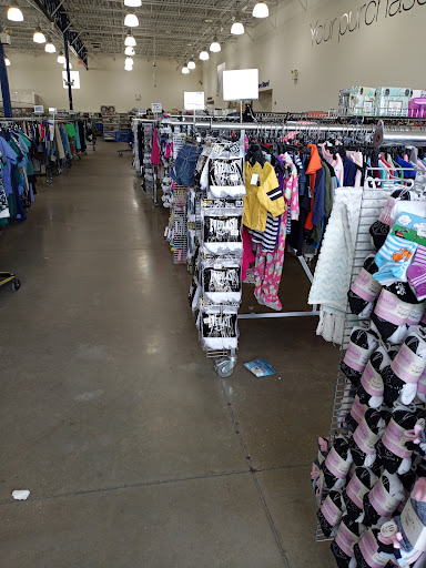 Thrift Store «Goodwill Ocala Superstore Adjacent to Paddock Mall», reviews and photos, 2830 SW 27th Ave, Ocala, FL 34471, USA