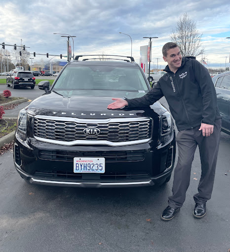 Kia Dealer «Kia of Puyallup», reviews and photos, 111 Valley Ave NE, Puyallup, WA 98372, USA