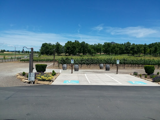 Winery «2 Hawk Vineyard & Winery», reviews and photos, 2335 N Phoenix Rd, Medford, OR 97504, USA