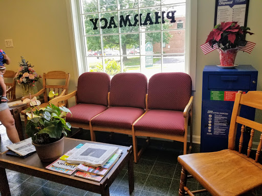 Pharmacy «Family Pharmacy Services», reviews and photos, 303 W 10th St, Front Royal, VA 22630, USA
