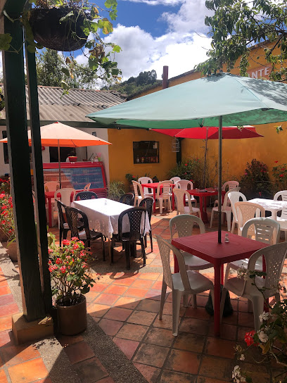 Restaurante Roxi - Cl. 3 #4-85, Villapinzón, Cundinamarca, Colombia