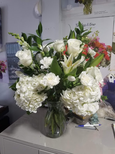 Florist «A Touch of Elegance Florist», reviews and photos, 360 S Franklin Ave, Belleville, NJ 07109, USA