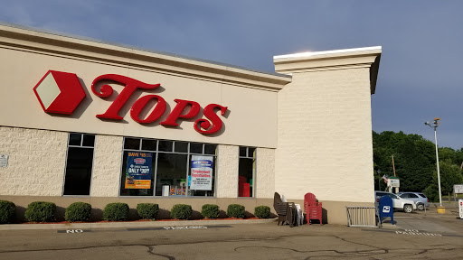 TOPS Friendly Markets, 121 E Main St, Westfield, NY 14787, USA, 