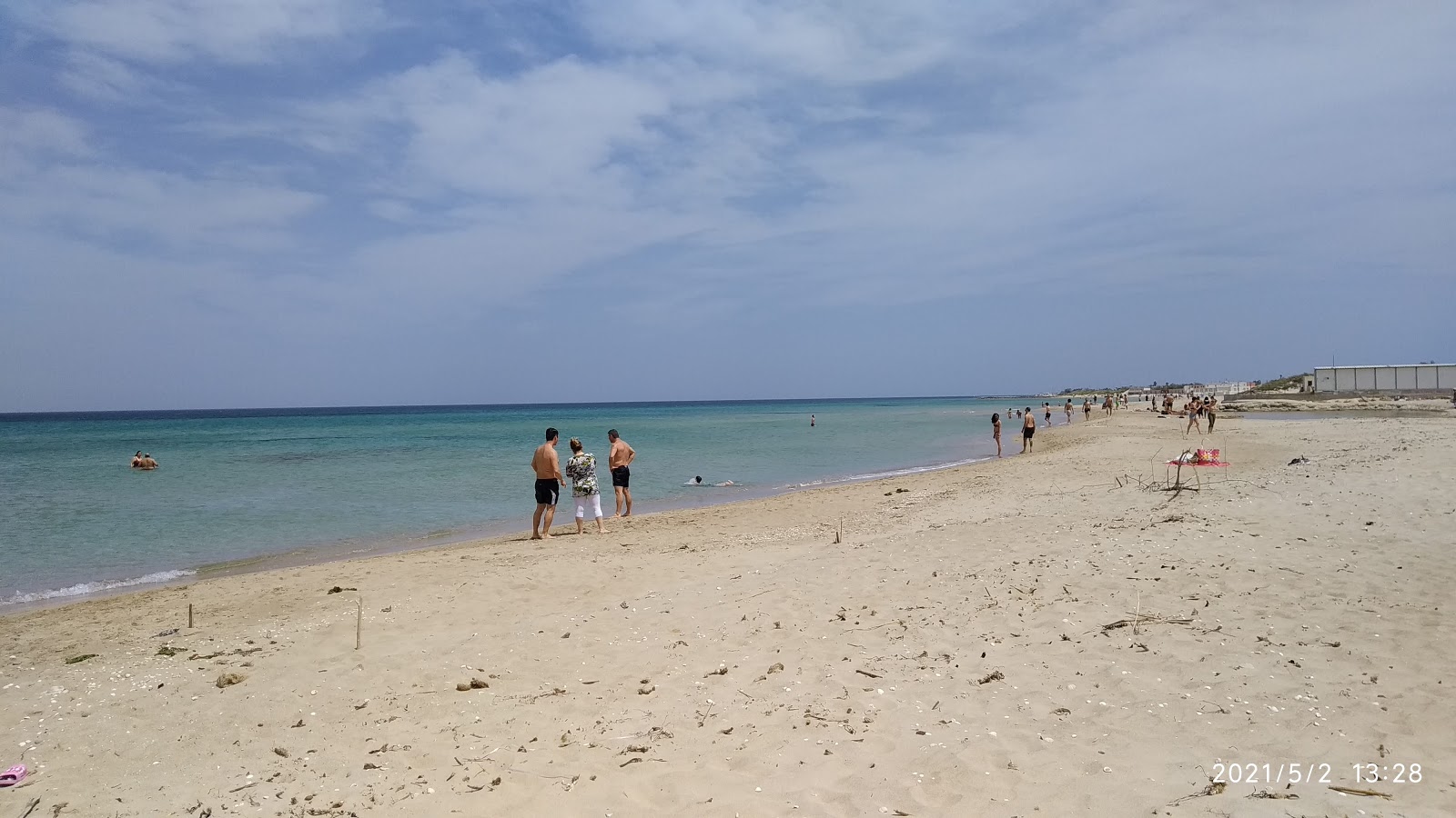 Torre Chianca beach'in fotoğrafı - rahatlamayı sevenler arasında popüler bir yer
