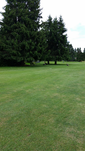 Golf Course «Oakway Golf Course», reviews and photos, 2000 Cal Young Rd, Eugene, OR 97401, USA