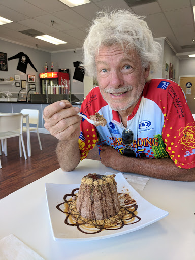 Restaurant «Vampire Penguin Eureka», reviews and photos, 3144 Broadway St, Eureka, CA 95501, USA