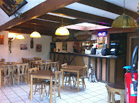 Atmosphère du Restaurant Tip Toe Snack à Port-Saint-Père - n°2