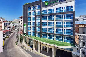 Holiday Inn Express Pattaya Central, an IHG Hotel image