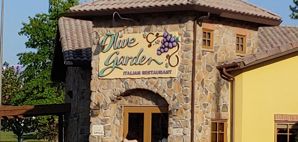 Olive Garden Italian Restaurant 38133