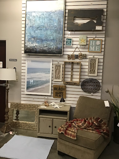 Thrift Store «Stuff Etc», reviews and photos, 2818 Commerce Dr, Coralville, IA 52241, USA