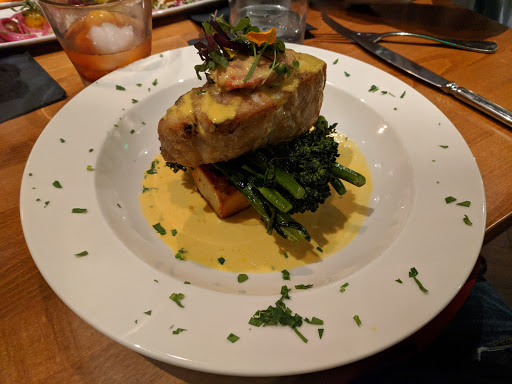 Shopping Mall «Quail Hill Shopping Center», reviews and photos, 6501 - 6875 Quail Hill Pkwy, Irvine, CA 92603, USA